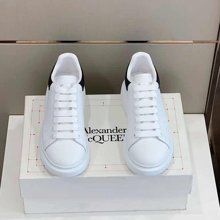 Alexander McQueen Shoe 